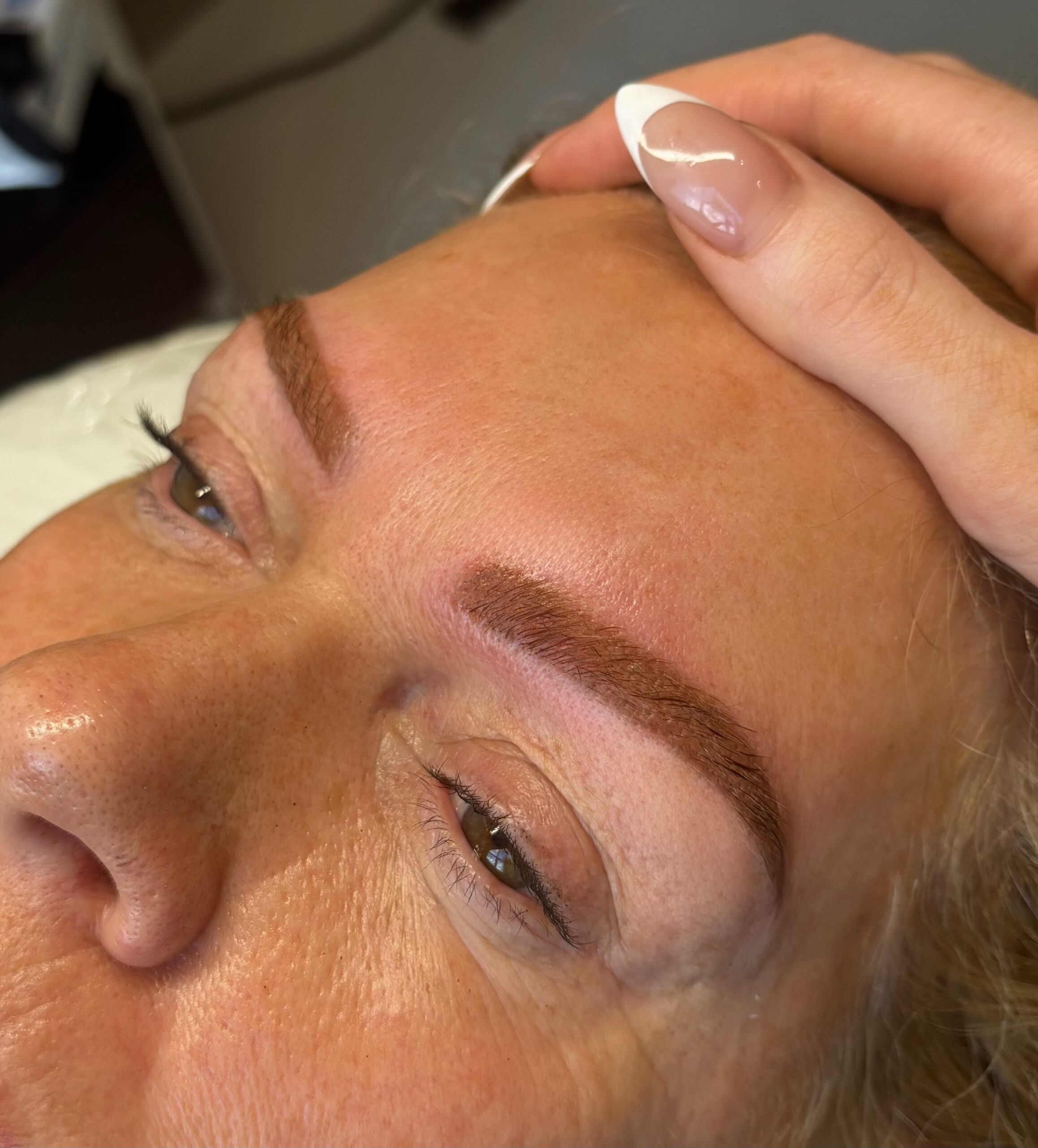 Resultaat van een powder brows behandeling bij By Gomes in Heerhugowaard